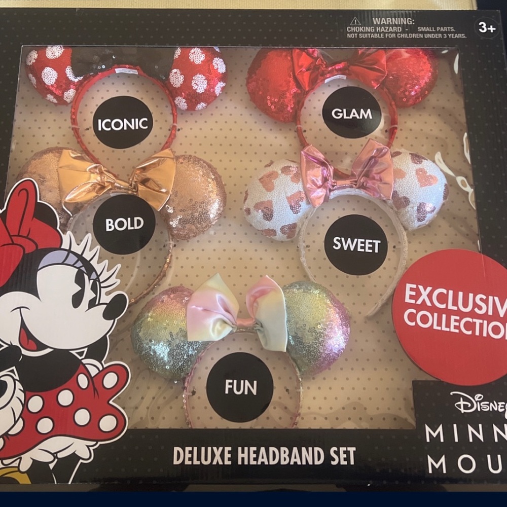 Minnie Mouse Ears Exclusive Collection